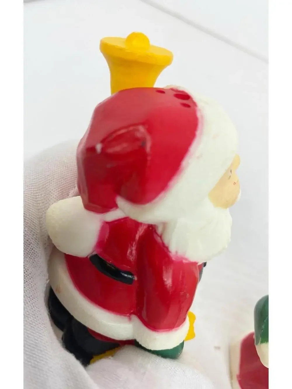 Vintage- 1986 McCrory Corp Mr. and Mrs. Claus Salt and Pepper Shakers